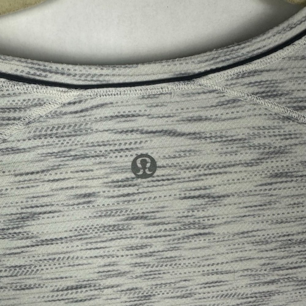 Lululemon Another Mile Short Sleeve Shirt Size 6 Tiger Space Dye Black White - Picture 3 of 4